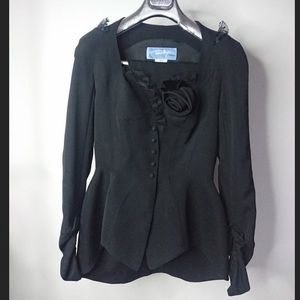 WANTED ISO , this Thierry Mugler blazer jacket!